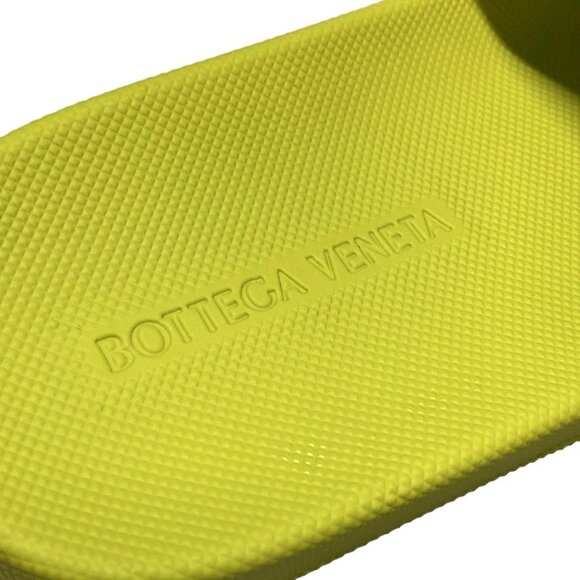 BOTTEGA VENETA The Slider Light Green Kiwi (yellow-green) - Sandals 480-080425 - Picture 9 of 12